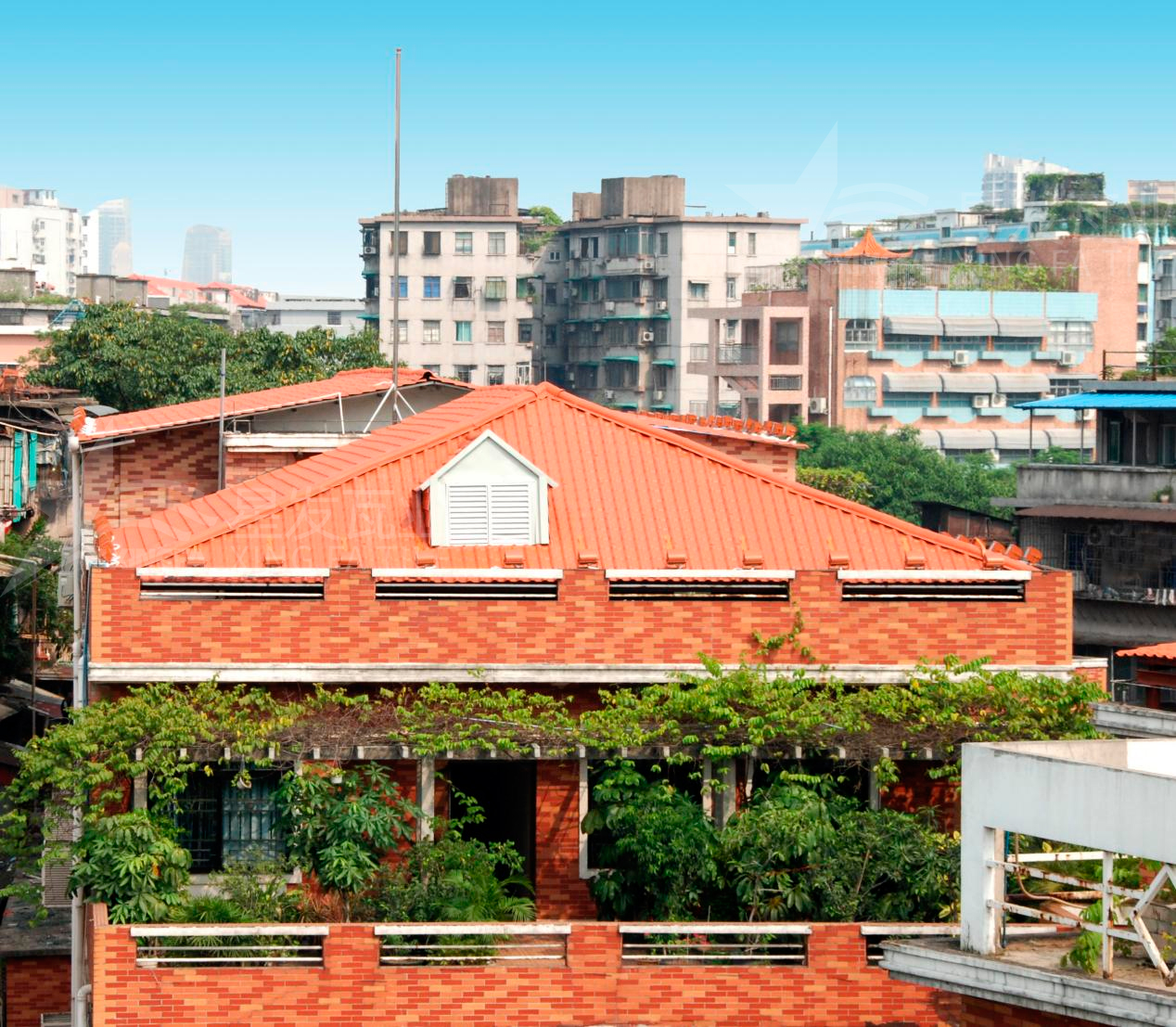 質(zhì)量好的合成樹(shù)脂瓦多少錢(qián)一平方？