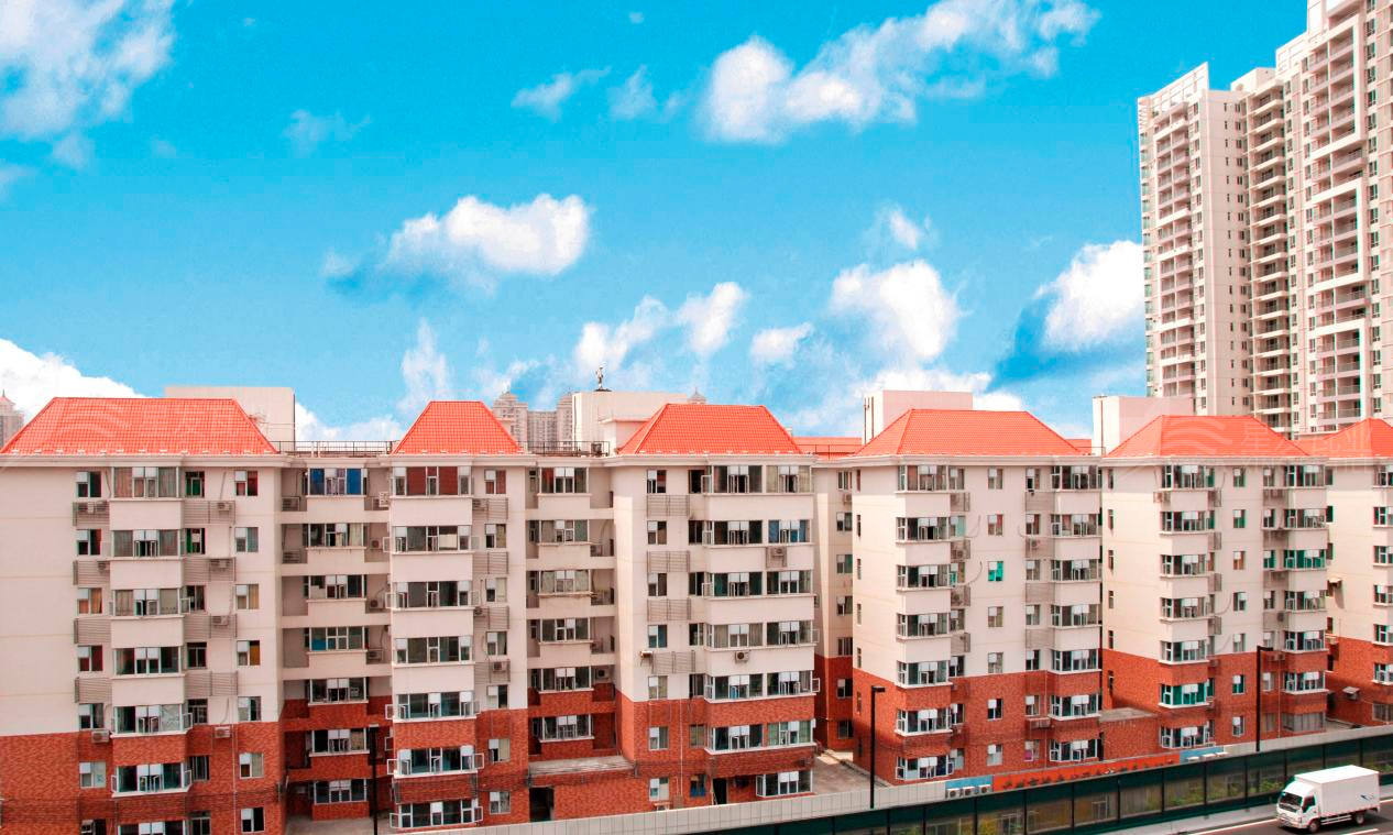 ASA合成樹脂瓦推動屋面瓦行業(yè)進(jìn)入綠色環(huán)保、低碳節(jié)能的新里程！