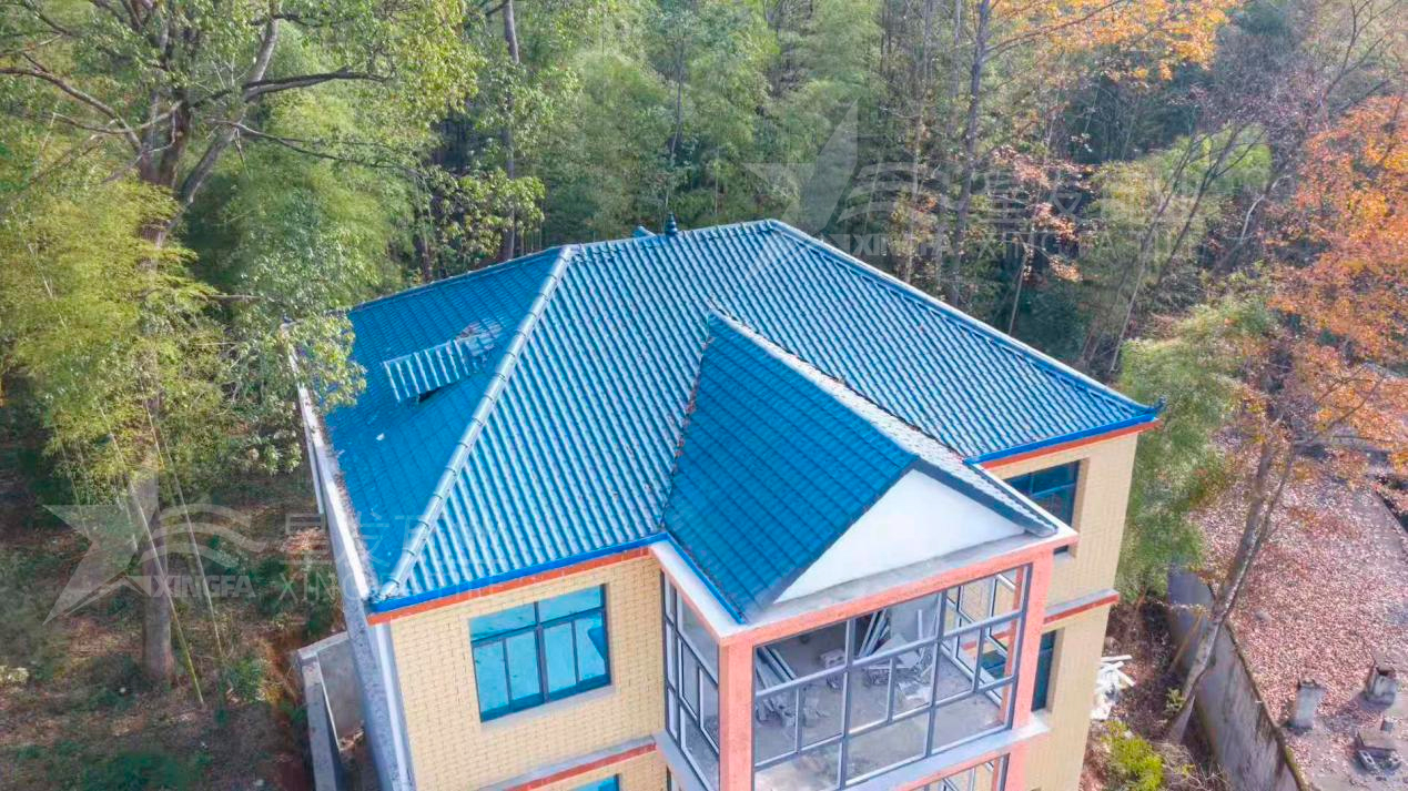 農(nóng)村老舊房屋改造翻新，眾人都首選合成樹脂瓦的真實(shí)原因？